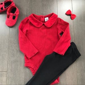 ❤️ Peter pan collar baby gap ribbed red onesie!
